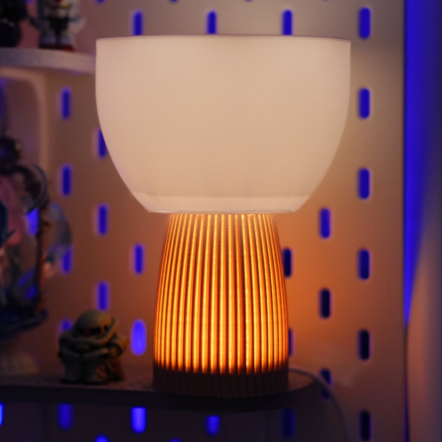 Minimal tiny mushroom desk lamp
