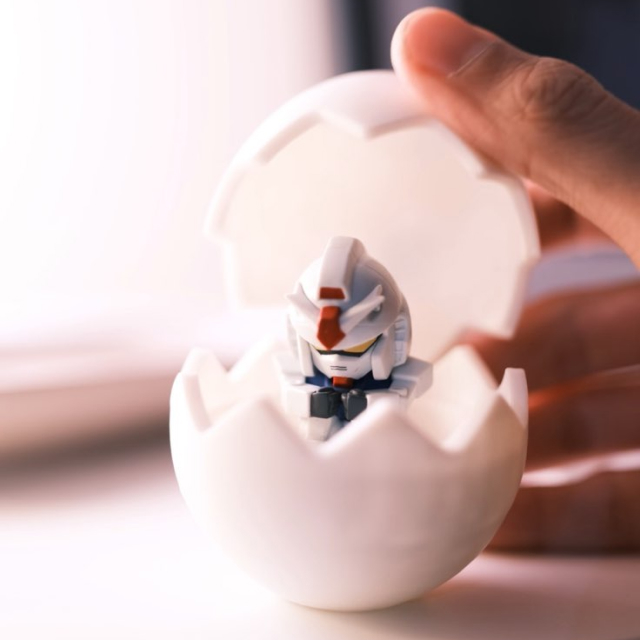Egg Capsule for Tiny Toys