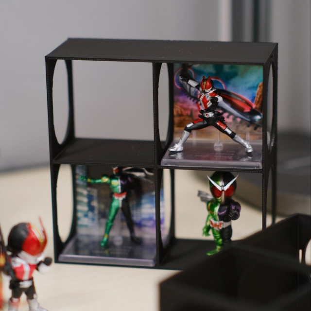 Gacha / box toys modular display shelf