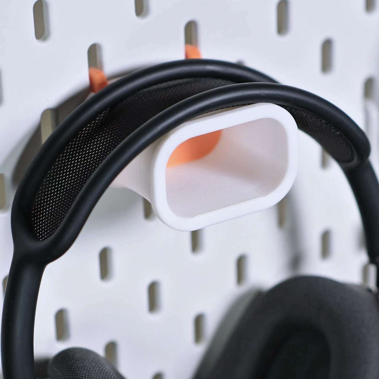 IKEA SKADIS EARPHONE HOLDER WITH STORAGE