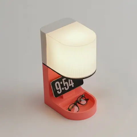 80s retro desklamp with MagSafe charger