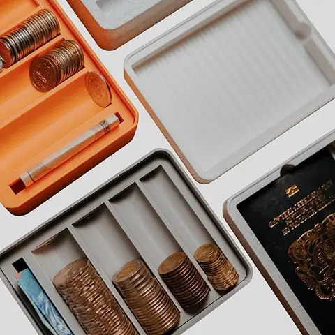 PASSPORT, FOREIGN COINS, AND CURRENCY ORGANIZER | MADE FOR TRAVELLER